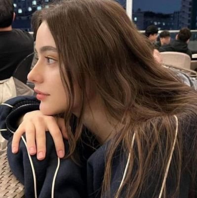 uuaa6788ui's profile picture. Candles Don’t Lie
