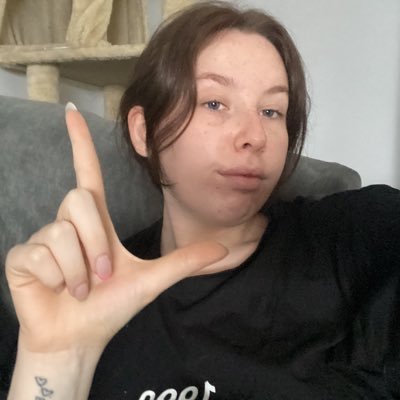 Your wallet's favorite addiction I & Spoil me or stay broke |Tribute to speak| Obey. Submit.Repeat| Daily wallet drain sessions DMs open for REAL PAYPIGS.