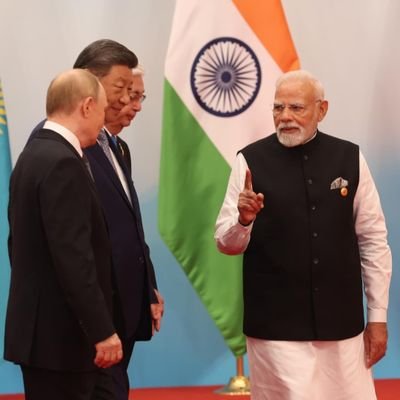 Vignesh2105's profile picture. தேசியமும் தெய்வீகமும் எனது இரு கண்கள்