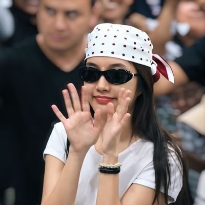 cruz_kiefe76842's profile picture. GIRLFREEN 🌷🐰