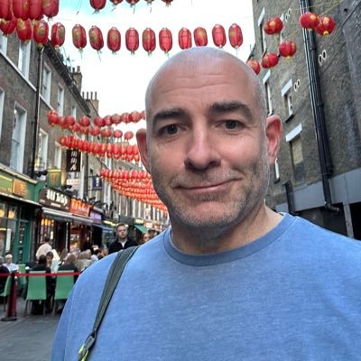 P_Leach's profile picture. Lifelong LFC fan, husband, cyclist and cat owner.