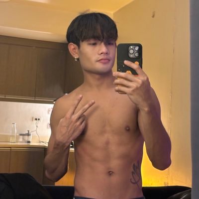 🔞+Content | 5’5” | On PrEP | Hire & Collab/Paid Collab | TG: https://t.co/UxJ902pfDc
