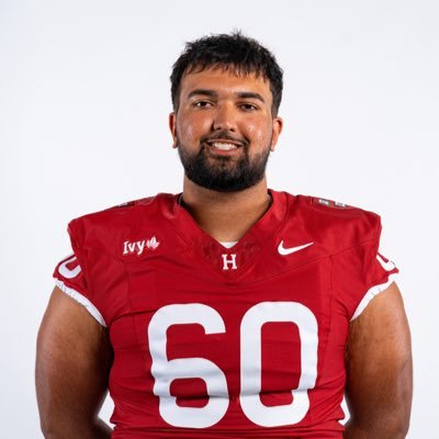 im_rxna's profile picture. Phillips Exeter Academy ‘24 | Harvard Football