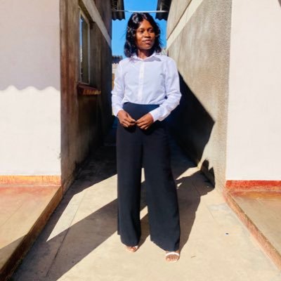 Whatever you see on my TL if it doesn't interest you, just pass don't say shit...i'm not your Mother.
❤Barcelona💯full time😉