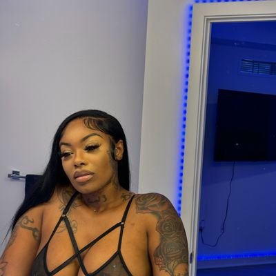 18+💕solo content creator available for Facetime,,Meetup,,sexting,,solo_vids ask for my menu💫:https://t.co/IFkSiLpS8x