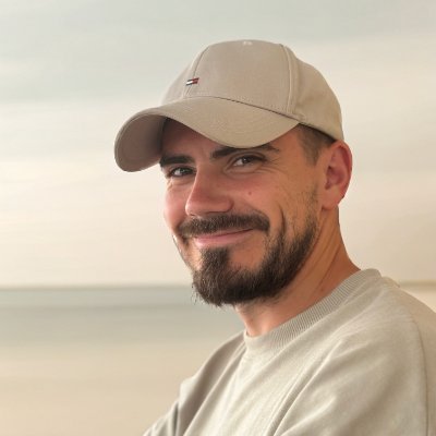 Helping tech founders build successful products with world-class UI/UX design | Product designer | Co-founder of https://t.co/uobegLUmPl