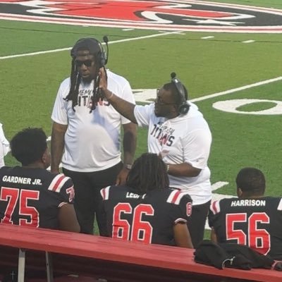 Asst OL/TE Coach Port Arthur CommittedToDoingItBIG #TitanTough #1911⚡️