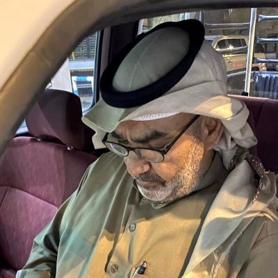 شاعر، وناقد،أشارك في الطرح الهادف والبنّاء ،مهتم بقضايا مجتمعي،ناضج الفكر ، مستقل الرأي .. قصائدي في المفضله (اتحادي الهوى ) بيشة الفيحاء