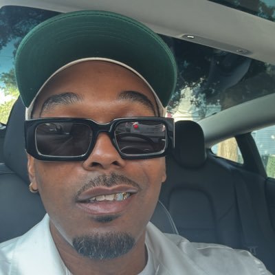 Designbytev's profile picture. Brooklyn I’m here to talk shit .. sports mostly