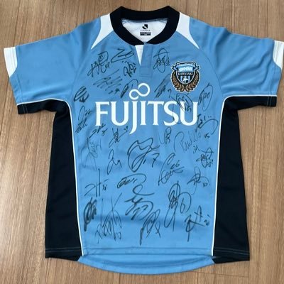 祖父の影響で2013〜🐬/20歳/中高はスタジアムに行けなかったが大学生になってから通うようになる/憲剛,家長,高井🩵