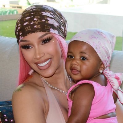 ❤️❤️❤️❤️Love🎉🎉🎉live🤪😂🤣Laugh &love Cardi B 🇿🇦🇿🇦🇿🇦we stan Cardi in this house