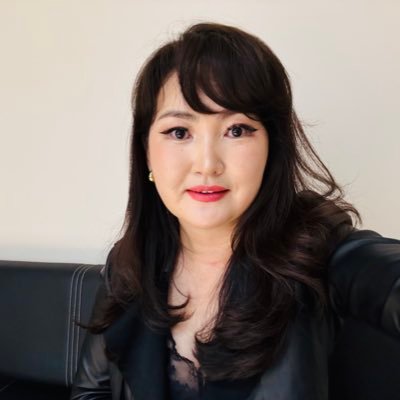 puuj8830's profile picture. 