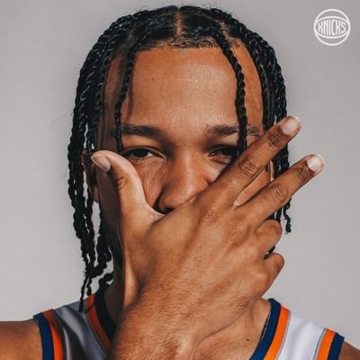 Binsanity8's profile picture. Die-hard fan of @nyknicks, @OlimpiaMI1936, @KentuckyMBB & @juventusfc. NEW YORK OR NOWHERE🗽