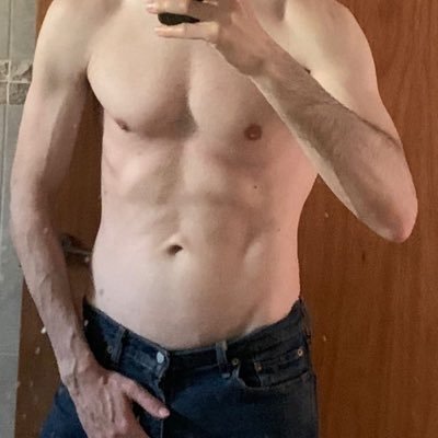 Papi_XXL_'s profile picture. XXL dad, you can call me Papi 😉😈 around 50 years old, tall, thin, healthy with a big cock🍆 uncut, shaved shape. Adult content not allowed under 18 🔞 NSFW