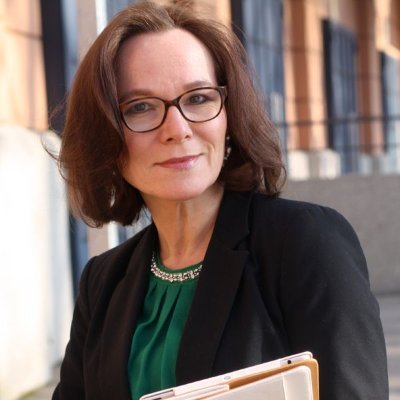 🎭 Literary Agent & 🎨 Book Illustrator | 400+ clients, 300+ bestsellers | Guiding authors from manuscript to marketplace & turning stories into movements 🚀