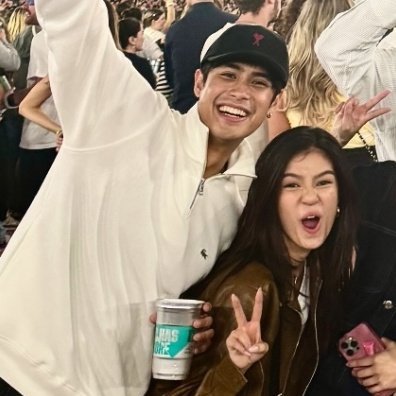 Kesha, my only child.
Jador, my husband.
Housewife
I love Donny and Belle.. 🖤♥️