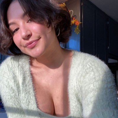 missyJaq's profile picture. 23🧚🏼‍♀️ 🥰 Love anime and cats 😌 Latina Strong ☀️