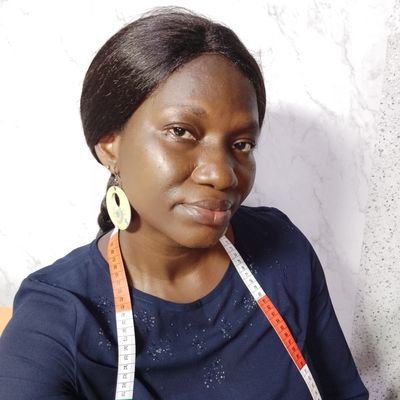BukolaEneda's profile picture. Bespoke Tailoring 👗✂️🪡/Event decoration/ Obidient 
IG: @bukeezcrafts