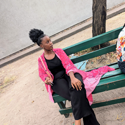 LaureSinga11082's profile picture. 