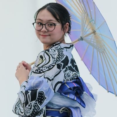 すずちゃん 広瀬すずと桜🌸‪𓂃 𓈒𓏸◌‬ このショート個人的に好きです‬