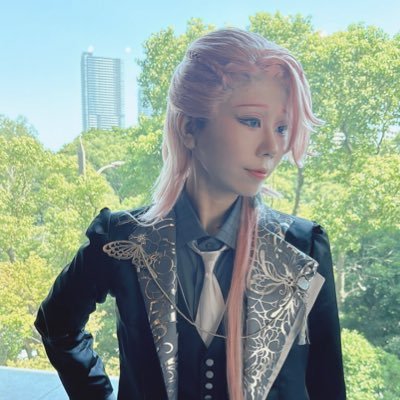 タカナシのtwst垢だったもの。今はtwstと刀剣を反復横跳び/推し→twst:♣️♦️👑,刀剣:長谷部,歌仙,宗三/成人済/よく食べよく寝てよく遊ぶすこやかなオタク/FF外🔕/好き勝手フォローするのでフォロバお気遣いなく