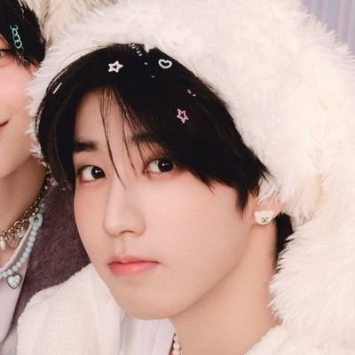 nnnsier's profile picture. staykep1ian ♡ all we need is love dreams and stray kids !!