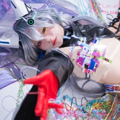 20↑/無期迷途に脳みそ焼かれてる/どうしようもないオタク/まだ学生でいたい/宝石だけ⇒@blue_pigments /🗣️JP,EN
