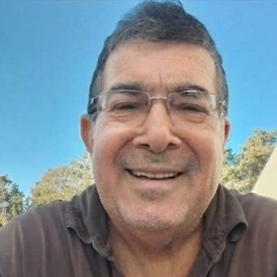 samerkhoury23's profile picture. Dreamer & Doer |

Curious Mind

Sharing

thoughts on life, growth, and everything in between
