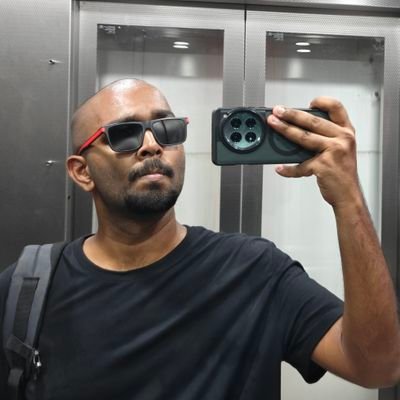 realgolgappa's profile picture. coffee and robots /nitc'26