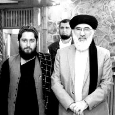 د جانان دوه ځايه ناستی دی
يا د سيند غاړه يا د جګو غرو سرونه