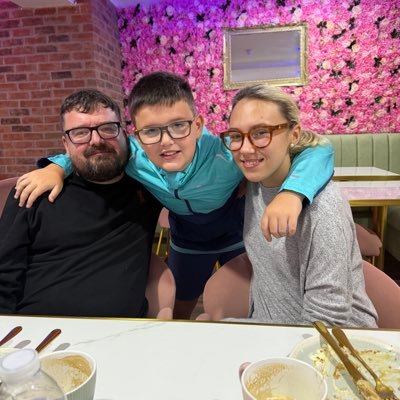 Dad to the best son | The Mrs is just Boss | LFC ⭐️⭐️⭐️⭐️⭐️⭐️ | Coffee connoisseur | Burger Enthusiast | Business Owner | Former Cunt