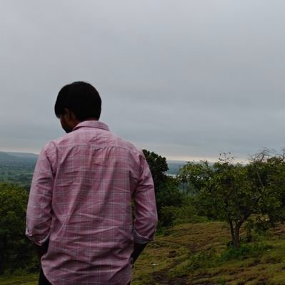 livan_121's profile picture. SDE @WalleroTech | Sharing what I build & learn