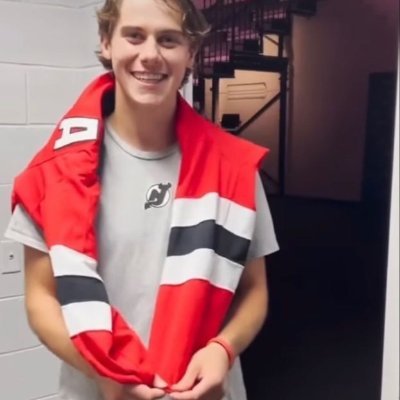 he/him (atleast i try to be) | swiss | ifb | idk what else to put on here