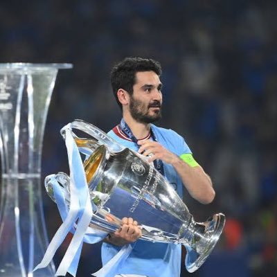 Orgulloso fan del Manchester City desde 2009. Especializándome en dirección deportiva. Si te hice reír alguna vez, sígueme.