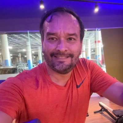 Agradecer. Regularmente la mejor respuesta es AGRADECER #OjoChícharo 🧐