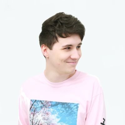 21 | 🇬🇧 | autistic | enby | phannie since 2011 | swiftie | 15/1/25 💙 | Phil x4 | Dan x2 | seizer x3 | Paul x1 | 🐷👑🎗| 🇵🇸🇺🇦🇱🇧🏳️⚧️🏳🌈 |