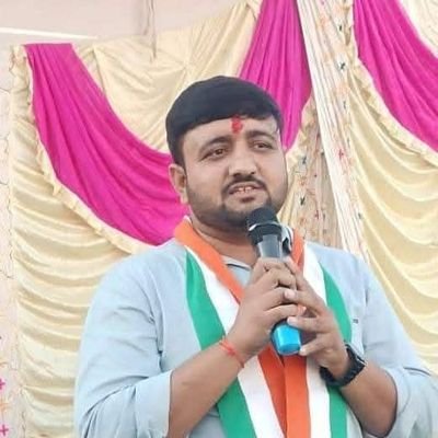 hardik_des54720's profile picture. कांग्रेस कार्यकर्ता,
सरपंच उचरपी ग्राम पंचायत बनासकांठा गुजरात,
पुर्व उपाध्यक्ष कांकरेज ब्लोक कांग्रेस,
पुर्व अध्यक्ष कांकरेज Nsui,