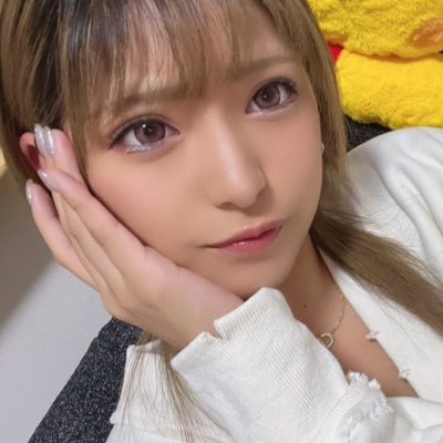 GACKTの地声主、FC会員、湾岸歴21年目、貫通エボ8/🌈S9級/チーム=KHAOS=リーダー/ サブ、 FD/鳥S9級/mj サブ垢雀帝、メイン最強位Lv2、麻雀歴26年目、ストグラ、餡ブレラ推し、TikTokでGACKT本人様からフォロー貰いました!ayu、GACKT、霊視能力あり、#相互フォロー 基本受け身
