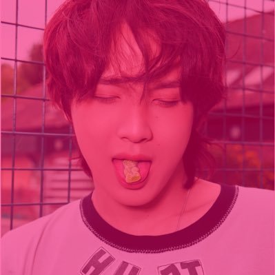 vnusstar_jpg's profile picture. average lesbian haechan stan