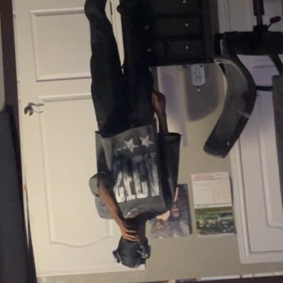 crbchambi's profile picture. 