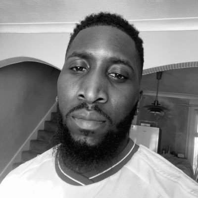🇻🇨🇲🇸|| El Capitano || Showtime.Twin || T:1 = Identical twin || 1/8 of #SOSEntUK || #Yaaanited #RedDevil || CEO of @DemBoyzDeh