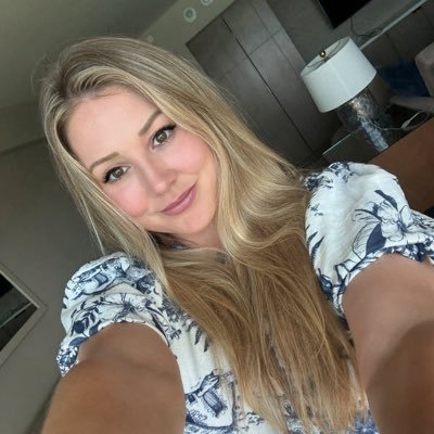 Journalist &Host@CryptoAmerica_•Citizen of 🇺🇸🇬🇧•Mother of Cats🐈• Breaker of News• THiS IS MY ONLY X ACCOUNT