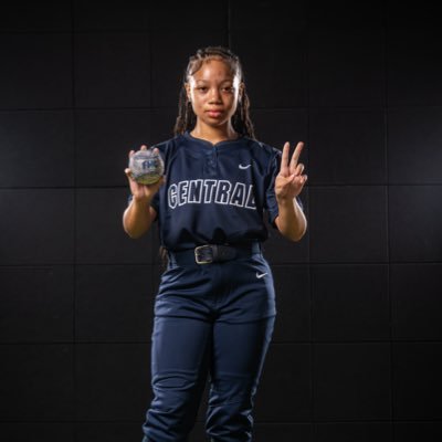 tsesson2027's profile picture. 2027 uncommitted || 3.8 GPA || OF/Utility || FHC Varsity #2 || switch hitter/slapper || Epic Premier STL 18U || ✉️ - tayleisesson2027@gmail.com