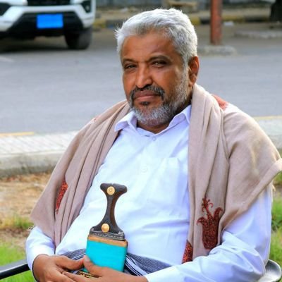 مهتم ومراقب.
قال تعالى:
لِيَسْأَلَ الصَّادِقِينَ عَنْ صِدْقِهِمْ ۚ
