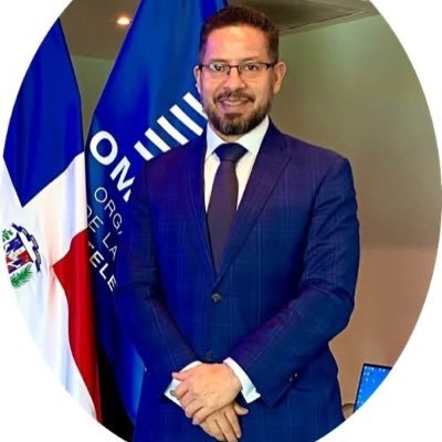 Experto en Turismo Gastronómico Sostenible de destinos, productos, rutas, negocios y experiencias. Consultor, conferencista, capacitador y escritor.