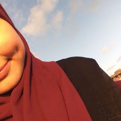 Graduate Information Technology 🎓 Palestine_ Gaza 🇵🇸