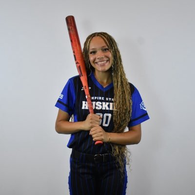 ES Huskies 2028 #30 || 4.0 GPA ll Nat’l Honors Society || USSSA S30 American Team ll 1st Base/Outfield || Lefty ll Power Hitter II Colorado sparkler select ||