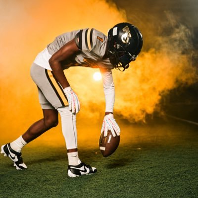 6’0 153 | class of 2029, | ATH | Watson chapel HS | 3.0 gpa | 3 sport athlete | ig : sayyuno1 cell: 870-510-7740