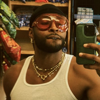 Saint_Jvmes's profile picture. IG: Jvmes.IV