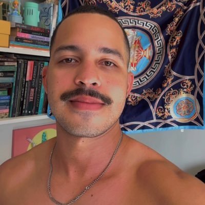 badluiz Profile Picture